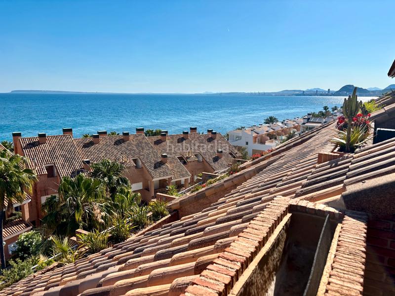 Foto 8f25dea5-2e09-48c1-991e-52e07eaae556. Casa adossada amb xemeneia calefacció aparcament piscina a Alicante