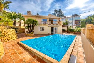 Chalet in Pueblo Español-Coveta Fumá