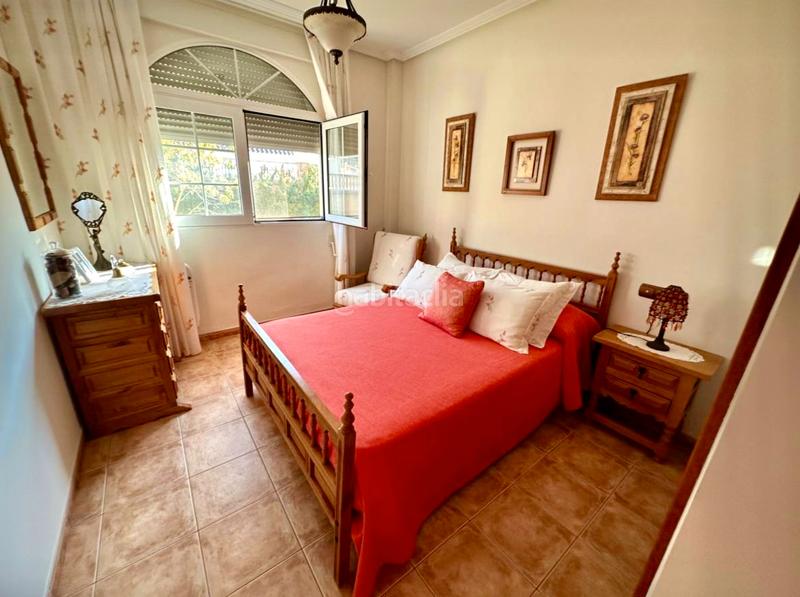 Foto 1044d3f5-0590-4725-b2a6-365be2ca3167. Chalet avec chauffage parking dans Pueblo Acantilado-Lanuza Campello (el)