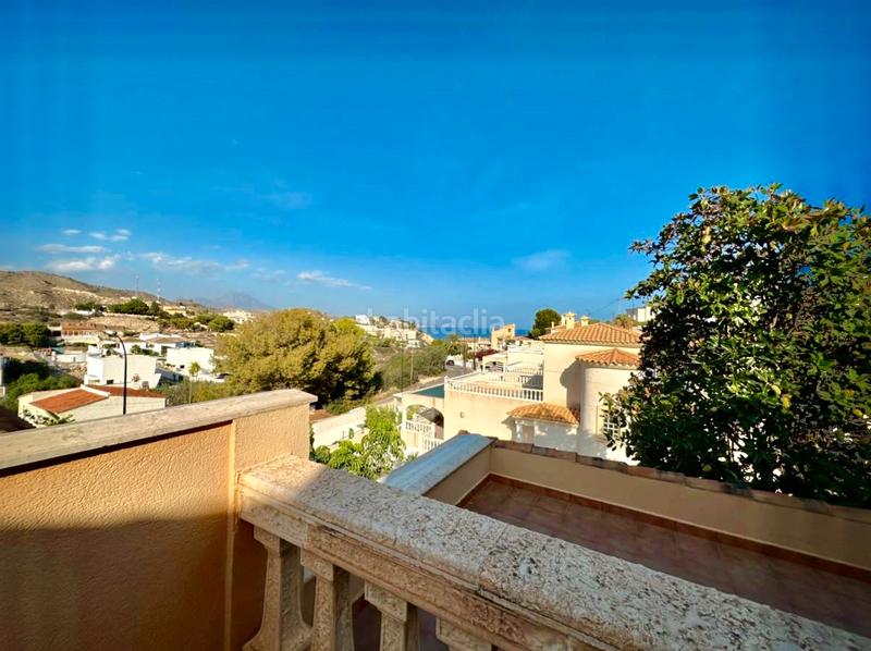 Foto 849deb7f-f8cd-43d7-a9b3-d138823ebb3a. Chalet avec chauffage parking dans Pueblo Acantilado-Lanuza Campello (el)