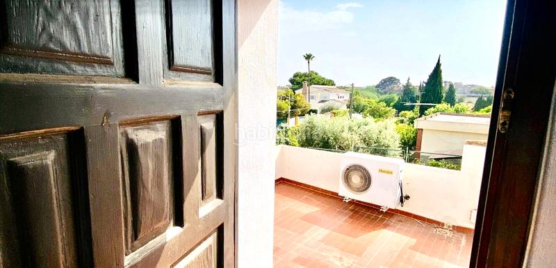 Foto 57def4c0-3ebb-404c-a7ff-0ae70646638d. Chalet mit kamin heizung parking pool in Centro San Juan de Alicante