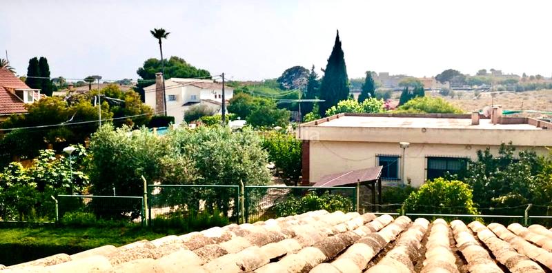 Foto 62198677-5049-49b3-9fa6-658127d34401. Chalet mit kamin heizung parking pool in Centro San Juan de Alicante