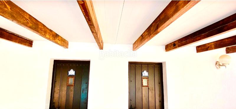 Foto 36a76824-7336-4cec-a584-ba1753c8cb24. Chalet with fireplace heating parking pool in Centro San Juan de Alicante