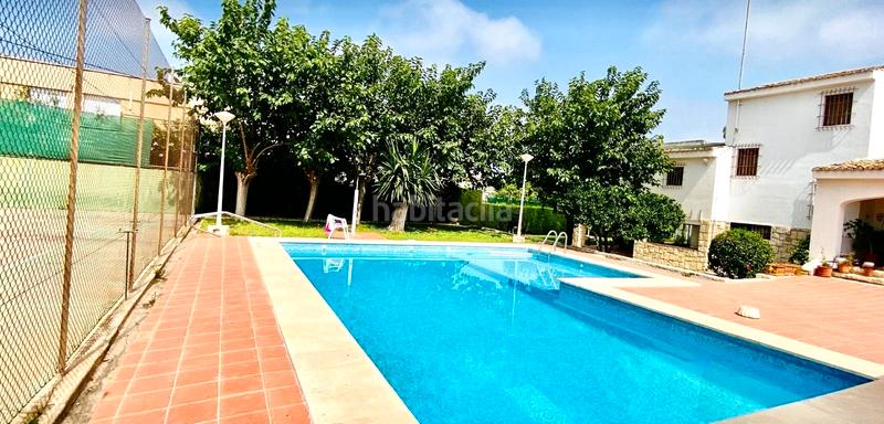 Foto 26e32c99-54f8-4523-b438-4526f30d9b95. Chalet avec cheminée chauffage parking piscine dans San Juan de Alicante