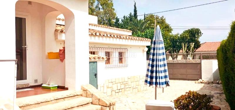 Foto 90f80d8b-0c73-4cdf-9ed6-dfd7688e4be0. Chalet avec cheminée chauffage parking piscine dans San Juan de Alicante