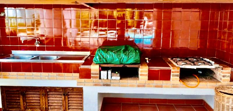 Foto c1fa1292-b5e3-4137-bd57-ba604009504c. Chalet avec cheminée chauffage parking piscine dans San Juan de Alicante