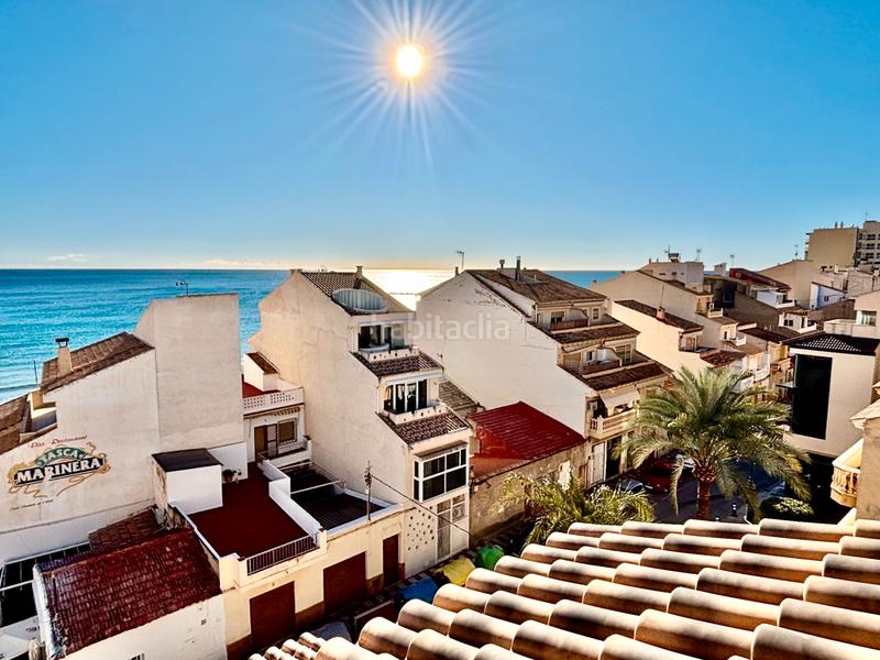 Foto 0c5c46f6-52fe-4bf9-83f0-e56f663d2ec0. Attico con parcheggio piscina in Campello Playa Campello (el)