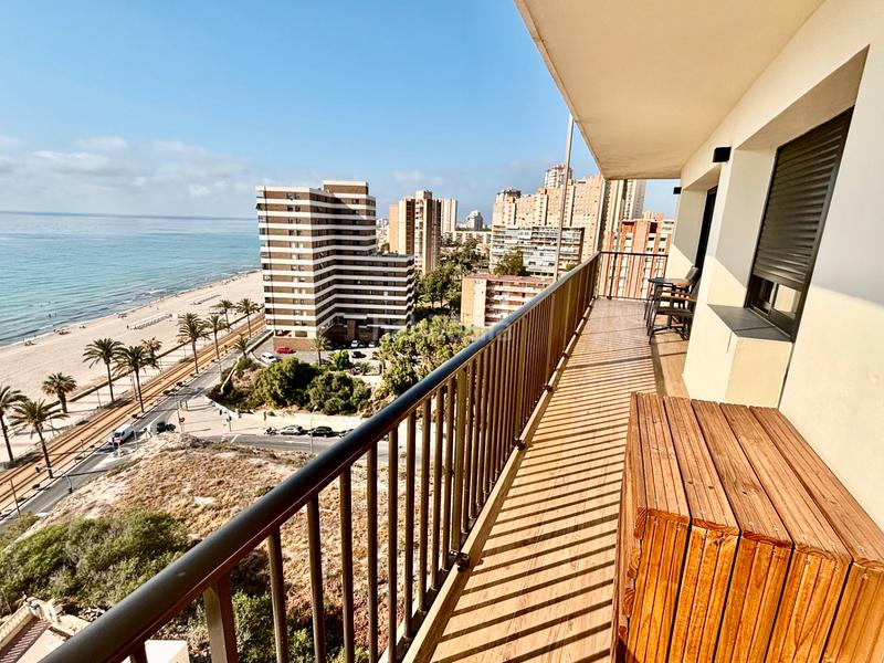 Foto a9d2f8b3-d015-4fb2-8c83-cbb17df99ca4. Piso en Playa Muchavista Campello (el)