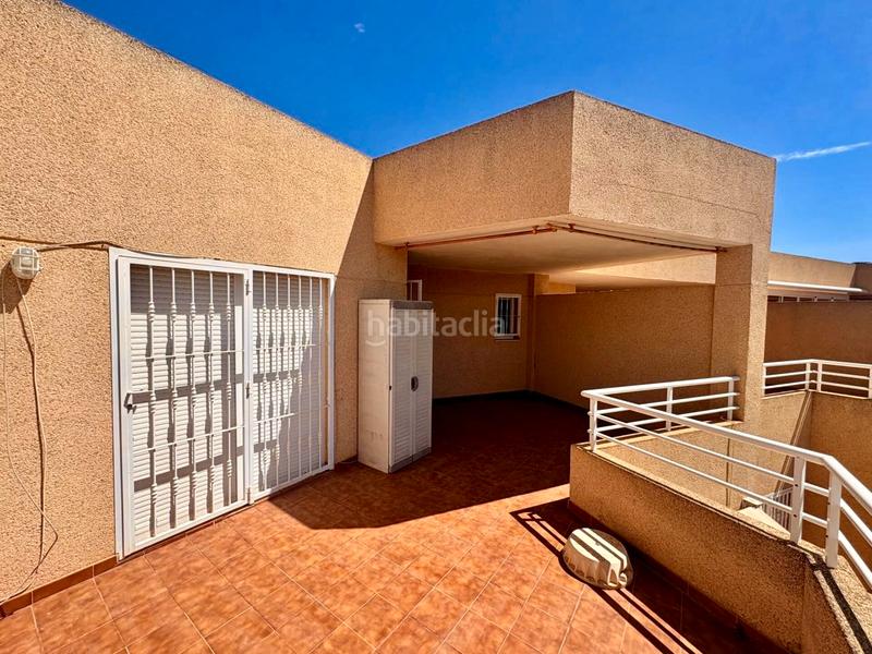 Foto 01d27281-b594-44e6-94fe-c4ed7f6a9dff. Casa a schiera con parcheggio piscina in Cabo de las Huertas Alicante