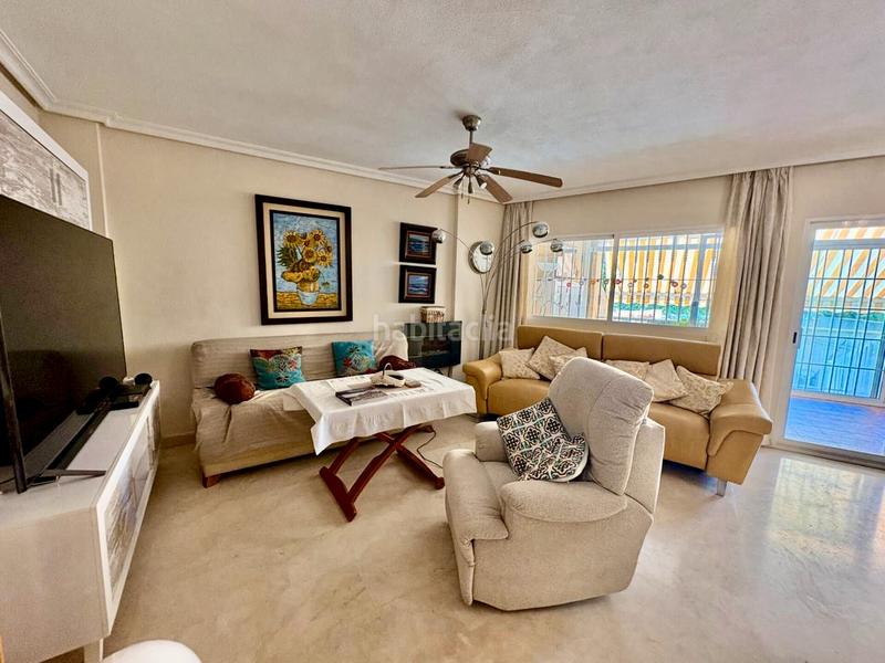 Foto 749d3964-22f7-46fd-8121-92ed04b167f9. Semi detached house with parking pool in Cabo de las Huertas Alicante