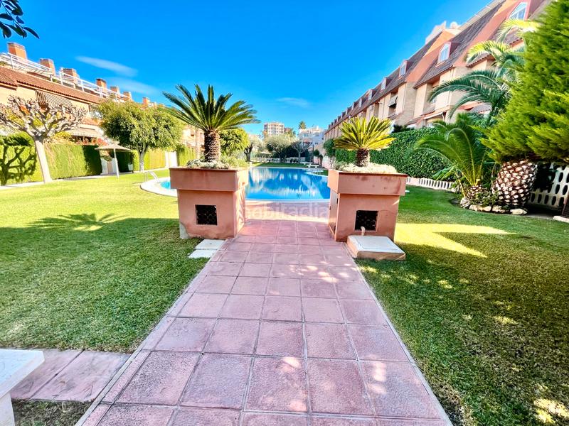 Foto d5aa6bef-adba-4345-abe9-138935b27f95. Semi detached house with fireplace heating parking pool in Alicante