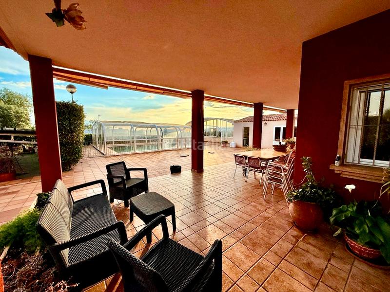 Foto 26d03b99-e44f-45f9-93db-45d4b24f795b. Chalet avec cheminée chauffage parking piscine dans Santa Pola