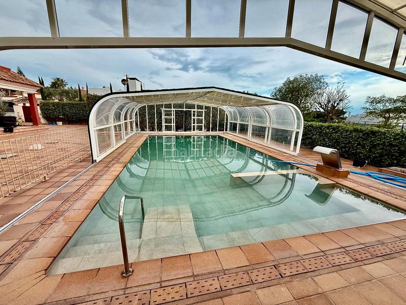 Foto 967f1752-8051-4f6f-b09e-36f137b62967. Chalet avec cheminée chauffage parking piscine dans Santa Pola