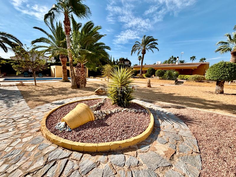 Foto df769d36-6547-4704-b1aa-7374ae2c8527. Chalet en Almajada-Ravel Mutxamel