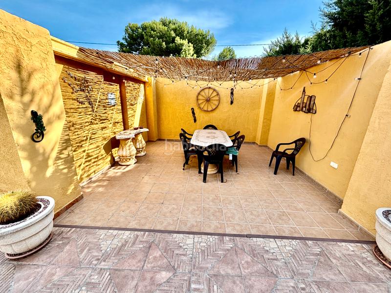 Foto ae4a5319-9b6d-4e65-9e79-f5e103512e08. Xalet amb xemeneia calefacció aparcament piscina a Mutxamel