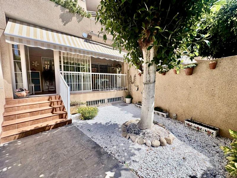 Foto 43d50e4b-d952-4c9d-86b0-3124be0628aa. Casa a schiera con parcheggio piscina in Cabo de las Huertas Alicante