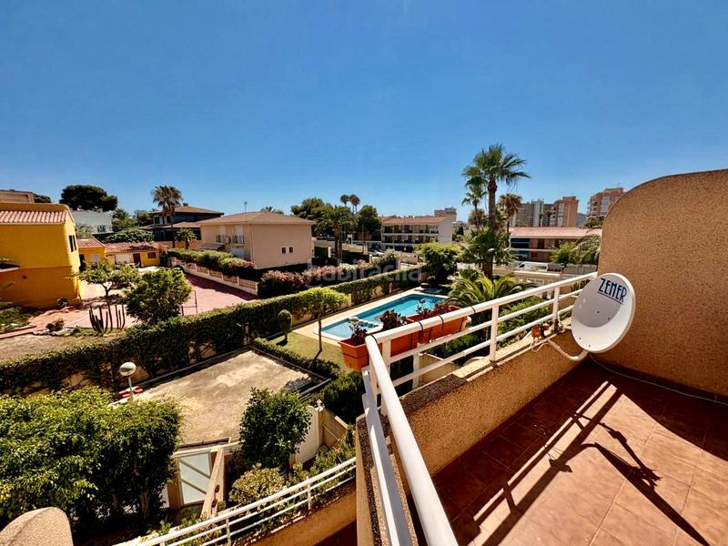 Foto 1031f199-0013-4b25-af90-e83bc0667954. Casa adosada en Cabo de las Huertas Alicante