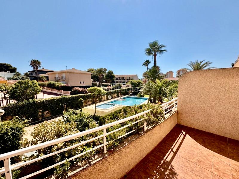 Foto 06dd10b0-0b98-47b2-aed7-8185051ef54c. Casa adossada amb aparcament piscina a Cabo de las Huertas Alicante