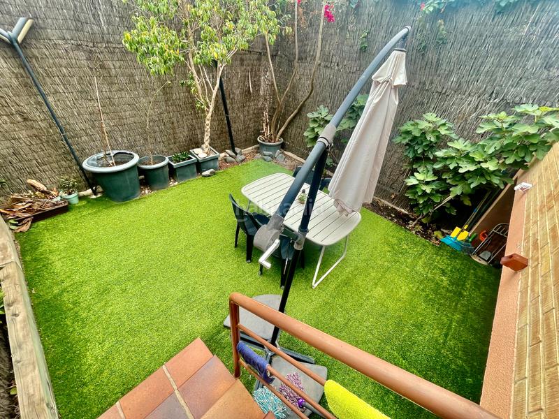 Foto 2aeb2efb-70b4-47de-9d2b-7a1c4e07d5b6. Casa adosada en Cabo de las Huertas Alicante