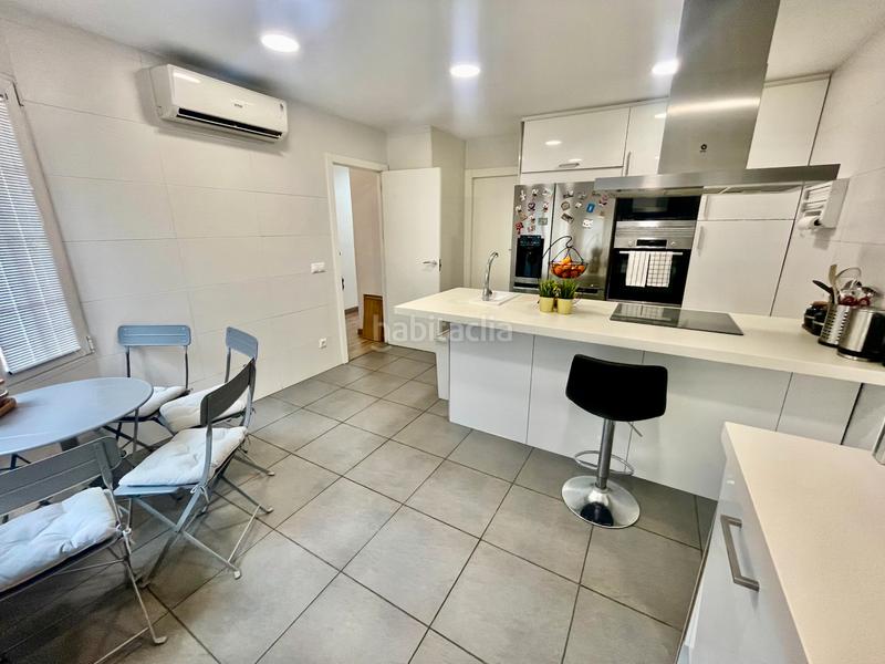 Foto eb00df7b-c9c2-49e7-b2bd-c44f11669c7b. Casa adosada en Cabo de las Huertas Alicante