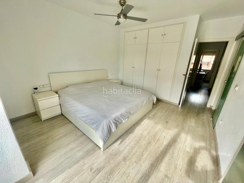 Foto 64de2c8a-ac1c-42c2-868f-bf78b0d78b79. Casa adossada amb xemeneia calefacció aparcament piscina a Alicante