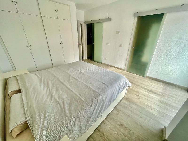 Foto 8e702a8d-d735-453c-9e74-c9f3d5a15de5. Casa adossada amb xemeneia calefacció aparcament piscina a Alicante