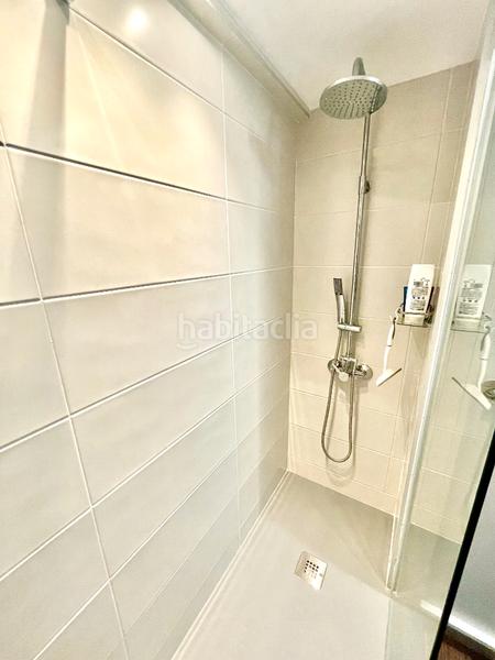 Foto 81a24aaa-d6e6-4d6b-ad2d-2d9c10320314. Flat with parking in Albufereta Alicante