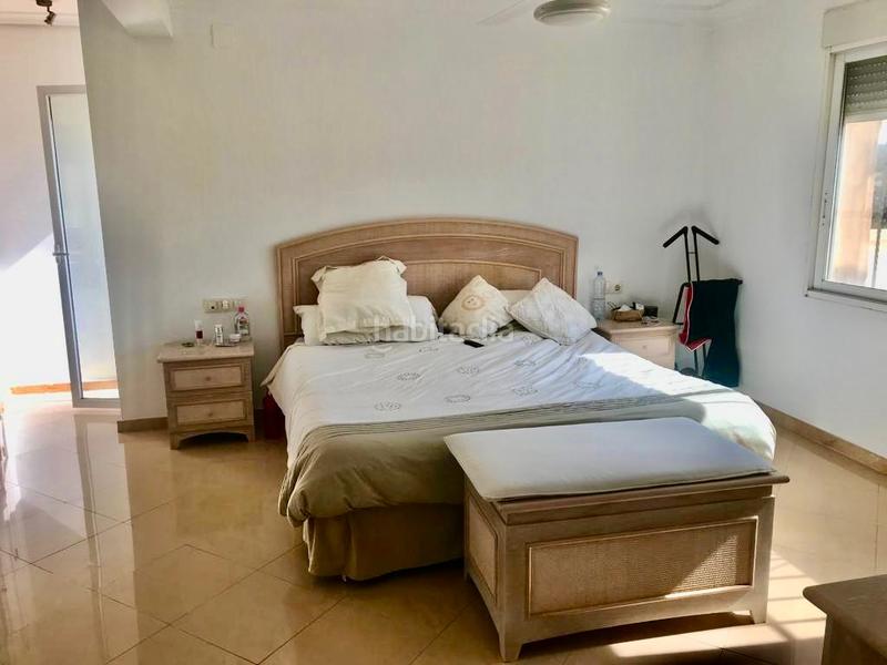 Foto 9596a31c-6f93-4bf2-8376-282fa66d190b. Chalet mit kamin heizung parking pool in Alicante golf Alicante