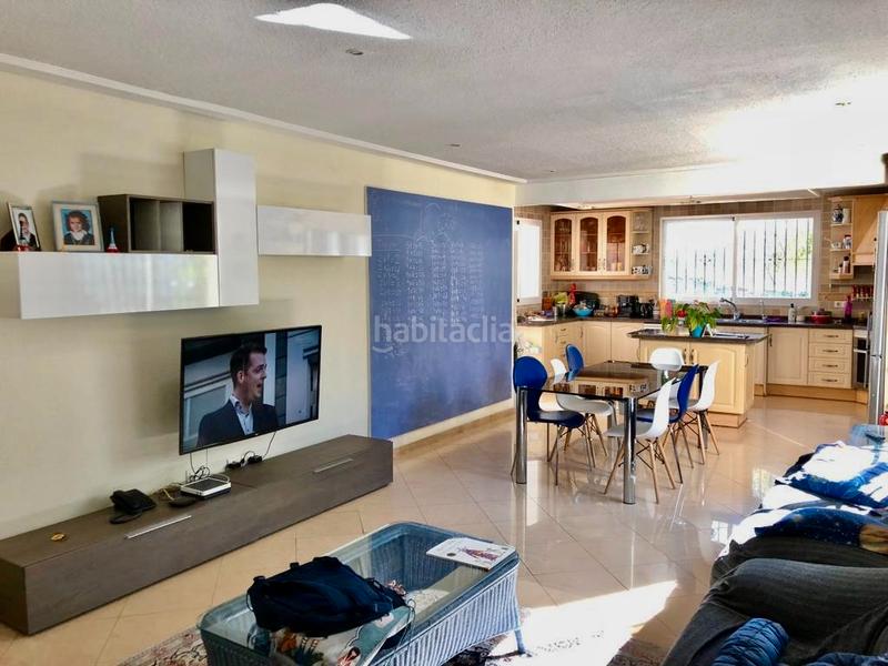 Foto b156127c-77a6-40ba-8e04-448ed69bf979. Chalet mit kamin heizung parking pool in Alicante golf Alicante