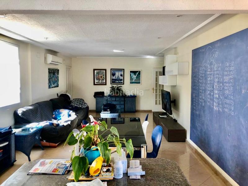 Foto f8b87de4-3a19-462f-8bc2-0425562b19fd. Chalet mit kamin heizung parking pool in Alicante golf Alicante