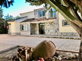 Chalet in Alicante Golf