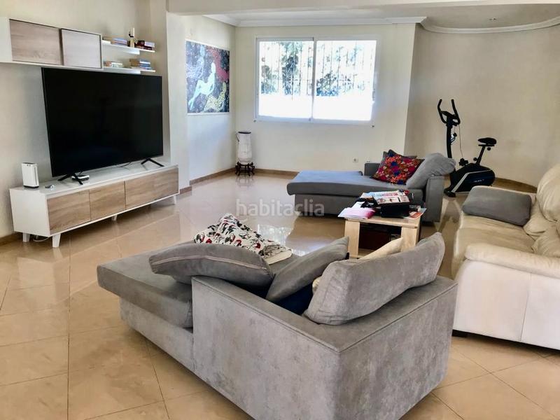 Foto 1c1d2e6c-e692-421e-a9ee-23c4faa02697. Chalet con camino riscaldamento parcheggio piscina in Alicante