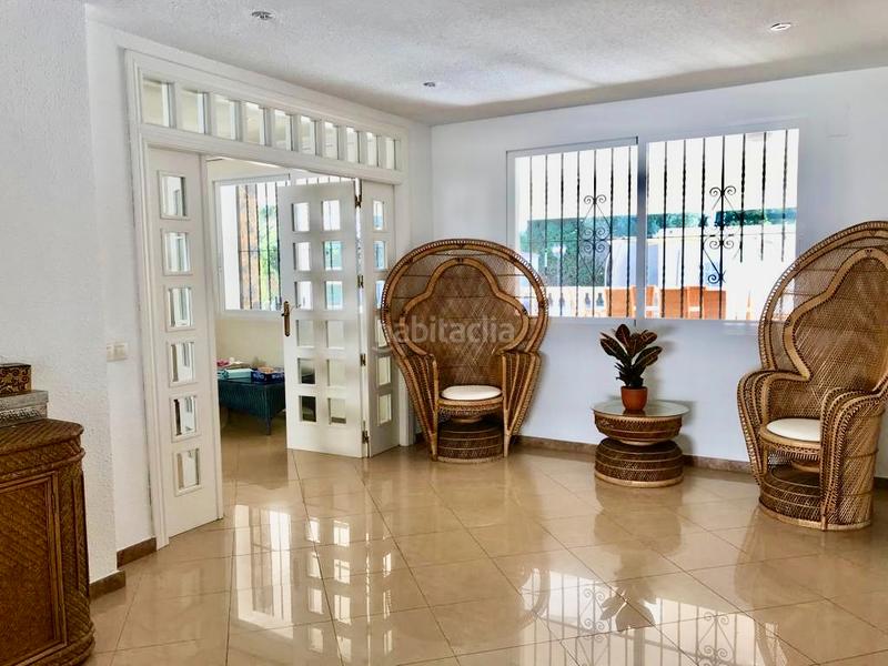 Foto 899f94e3-daa7-4ec3-8698-0d0cbd2d050a. Chalet con camino riscaldamento parcheggio piscina in Alicante