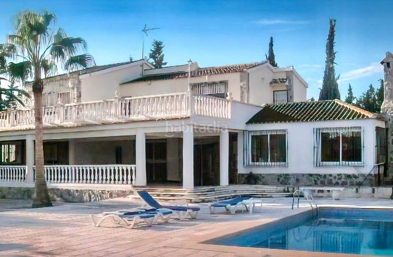 Foto d2da9596-7a17-40ae-8de0-85e0da236391. Xalet amb xemeneia calefacció aparcament piscina a Alicante