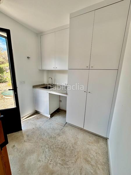 Foto 9444f01d-b1f4-4caa-8329-21e135e2b9df. Chalet with fireplace parking pool in La Font-Mezquitas San Juan de Alicante