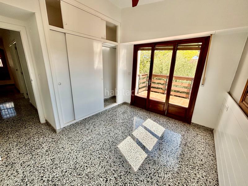 Foto d958dba6-779d-4c8d-8b24-df32f81c349c. Chalet with fireplace parking pool in La Font-Mezquitas San Juan de Alicante