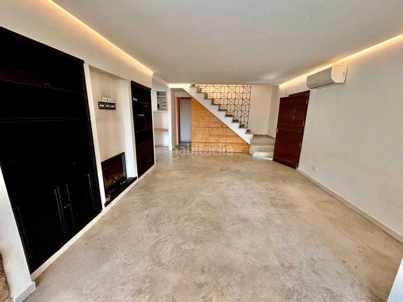 Foto eb829a94-c1f2-4c07-8da1-f98c088c771e. Chalet with fireplace parking pool in La Font-Mezquitas San Juan de Alicante