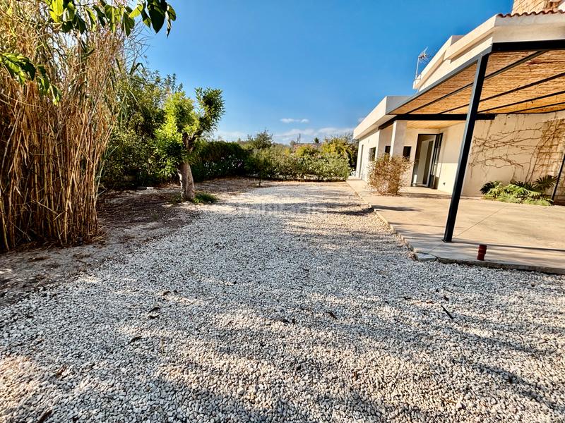 Foto d412a7a6-c488-4429-be51-7a614ef89924. Chalet avec cheminée parking piscine dans La Font-Mezquitas San Juan de Alicante