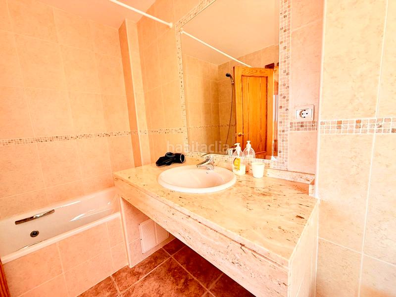 Foto b94827f5-ff42-4d5d-b90b-6f9aaf956225. Casa adosada en Maryvilla Calp