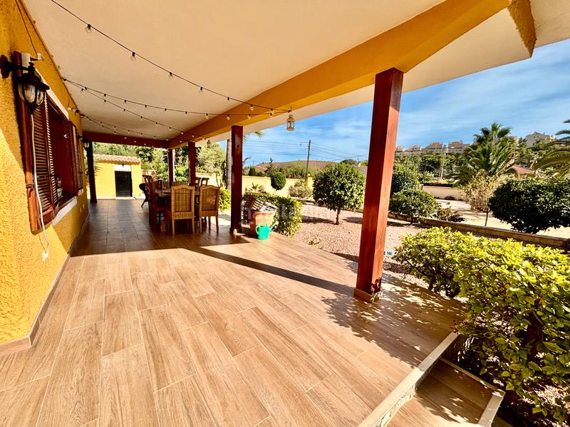 Foto 7ced5da4-a2bc-4150-b896-bbf7a1ca5719. Chalet with fireplace heating parking pool in Almajada-Ravel Mutxamel