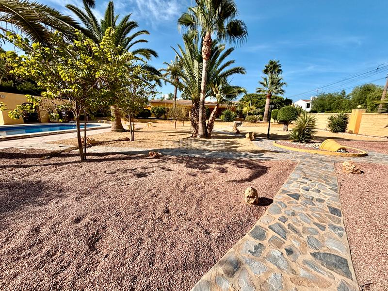 Foto 869a2aad-f82f-4ef9-9ef4-58f29ecdd2b2. Chalet with fireplace heating parking pool in Almajada-Ravel Mutxamel