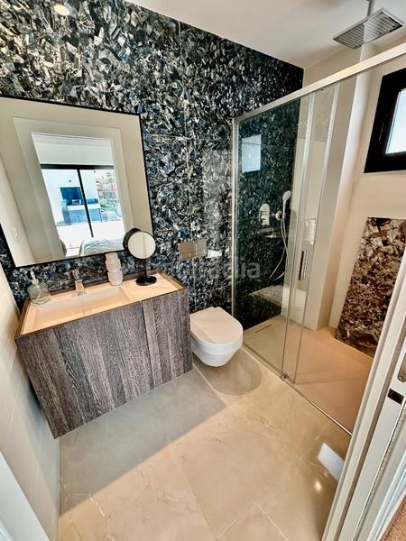 Foto 2266cc29-e302-41b3-98da-d8af8810c835. Xalet amb calefacció aparcament piscina a Monte y Mar Santa Pola