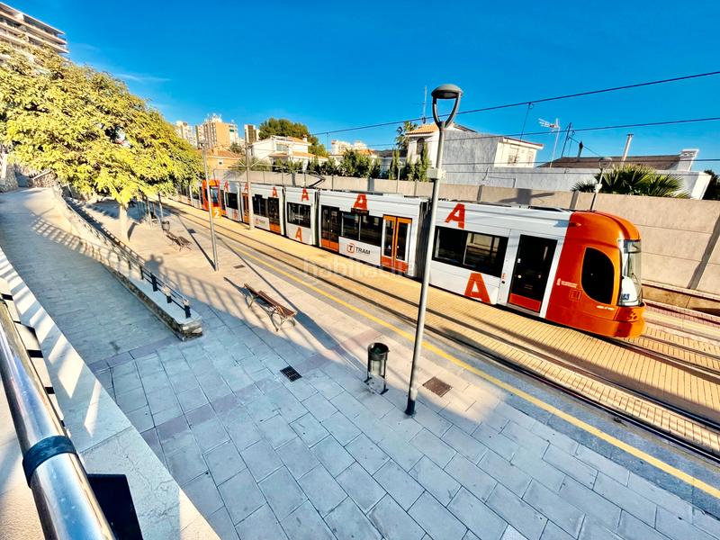 Foto b2c3aafc-b763-47a2-84be-7254c52bd026. Piso en Albufereta Alicante