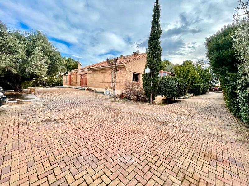 Foto 87a89758-d091-4622-8cd5-0c42eb0a4a1f. Chalet mit kamin heizung parking pool in Villafranqueza Alicante