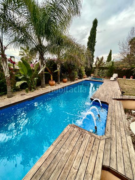 Foto 163b81d3-37e8-4881-9624-23a3927657f1. Chalet con camino riscaldamento parcheggio piscina in Alicante