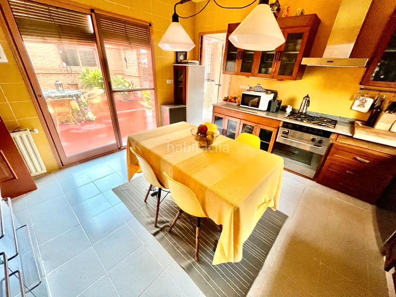 Foto f30495d6-b3cc-4d8f-9216-635a94ca89eb. Chalet con camino riscaldamento parcheggio piscina in Alicante