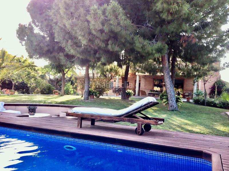 Foto 4207d4bf-e2b8-44f5-8660-94dbcd4a94a3. Xalet amb xemeneia calefacció aparcament piscina a Alicante