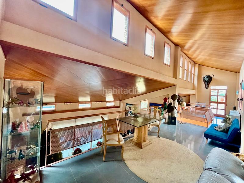 Foto c1178f64-d5aa-42f3-98c3-943195384134. Xalet amb xemeneia calefacció aparcament piscina a Alicante