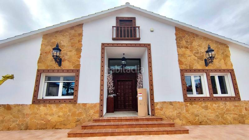 Foto 152bfdc4-8f84-445c-9f75-e5c8df5c6297. Chalet with heating parking pool in Valle del Sol Mutxamel