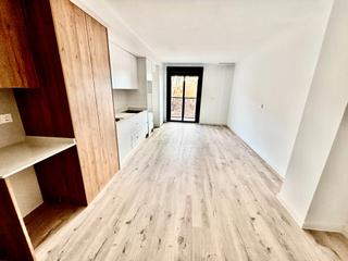 Flat  Carrer dean d. antonio sala